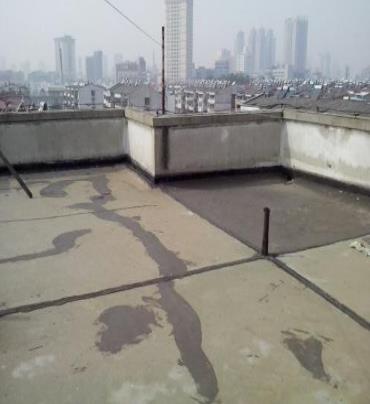 漠河漏水维修 楼顶漏水是什么原因，楼顶漏水维修方法是什么?